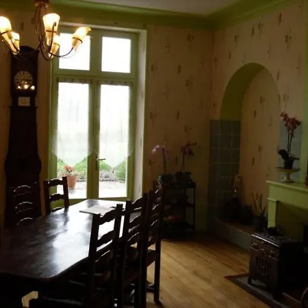 Sejournez Au Coeur Du Pays De Jeanne D'arc Dans Maison Avec 4 Uniques - Fr-1-585-153 B&B